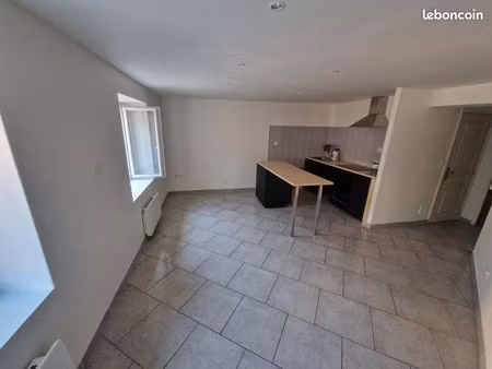 appartement t2 rdc avec petit extérieur