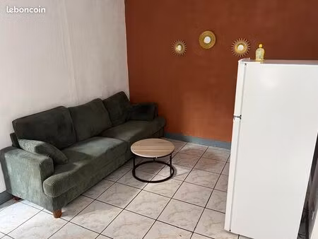 charmant t2 entièrement meublé au centre de montluçon