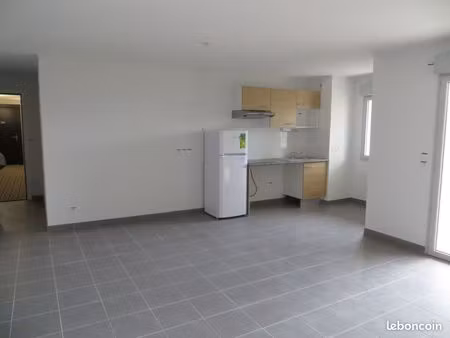 joli t3 66m² + parking prox métro