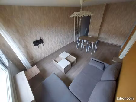 particulier loué f2