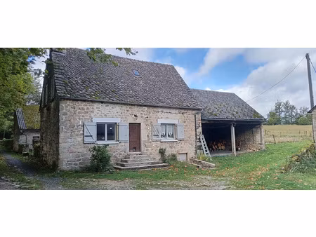 à louer charmante maison en pierre à la campagne
