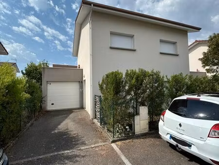 maison individuelle l'isle d'abeau t4 1300€ cc