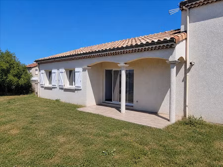 maison - 82.20 m2 - 4 pièces - non meublé