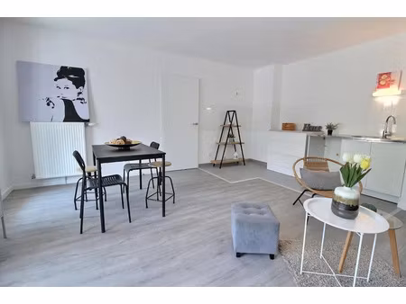 location appartement 3 pièces 63 m² à colombes (92700)  1 364 €