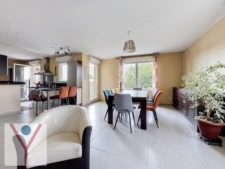 superbe appartement t4 avec baclon
