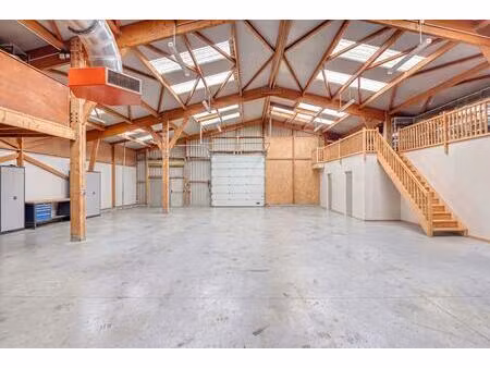secteur valmont :garage entrepôt atelier + pièces de vie sur 480 m2 au sol