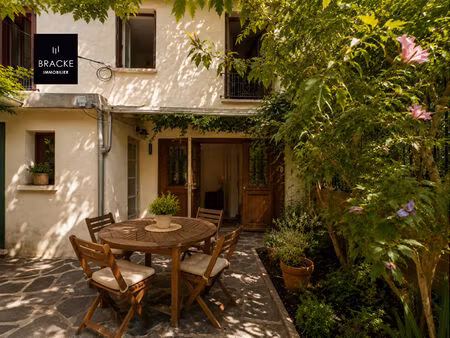 asnières-sur-seine -maison de ville rénovée avec 3 chambres  patio et terrasse arborée