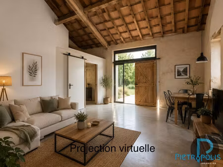 à vendre – grange à réinventer  beau potentiel de rénovati
