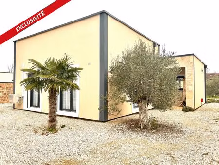 maison récente de 165 m² de plain pied