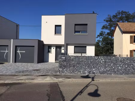 11129 - prix: 485.000 € - maison récente accolée par le garage env. 100 m²  3 chambres  1 