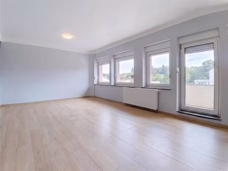 appartement à louer à rue de neufchâteau 167 arlon (vbe47086)