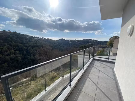 location maison 4 pièces 100 m² à nice (06000)  1 929 €
