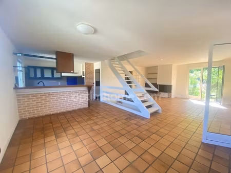 villebon-sur-yvette (91) - maison individuelle avec jardin dans un environnement privilégi