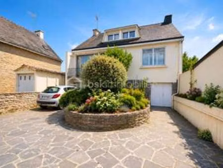 vente maison à elven (56250) : à vendre / 103m² elven