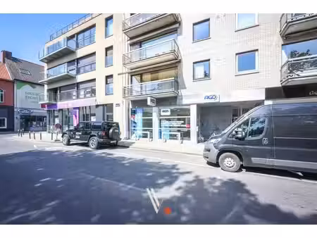 centraal gelegen handelspand met zeer commerciële ligging!