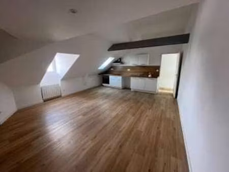 location appartement 3 pièces à laval (53000) : à louer 3 pièces / 49m² laval