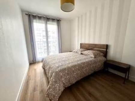 location appartement chambre colocation à laval (53000) : à louer chambre colocation / 90m