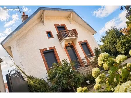 location maison individuelle 77130 montereau