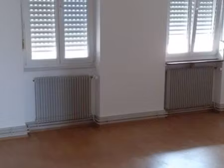 3 pièces de 70 m² avec garage fermé