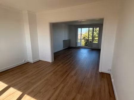 grand àppartement à louer à rosendael