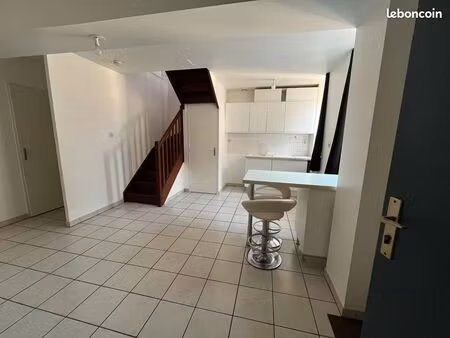 loue t1 duplex