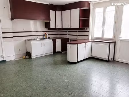 location t2 rdc axe cambrai/valenciennes 550