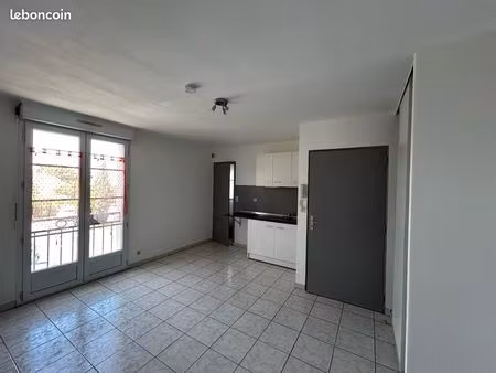 studio 18m2 sable sur sarthe