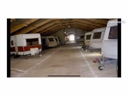 hivernage caravane bateau voiture de collection