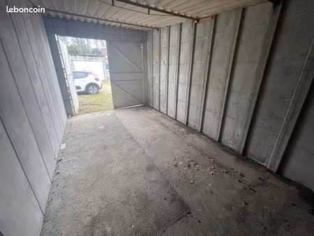 garage/box loches