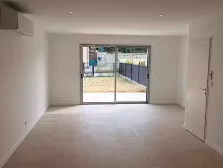 appartement neuf de 78 m² avec jardin privatif de 70 m²  garage de 38 m² et climatisation–