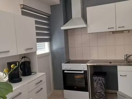 location saint jean brevelay