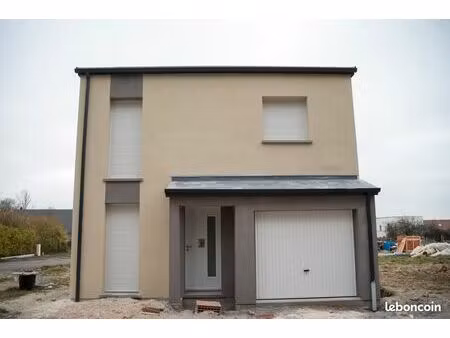 maison 4 pièces 80 m²