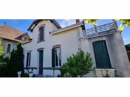 vente maison 7 pièces 123 m² évaux-les-bains (23110)