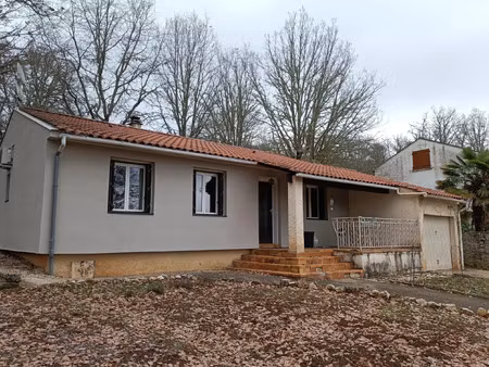 location maison 4 pièces 82 m² à lamagdelaine (46090)