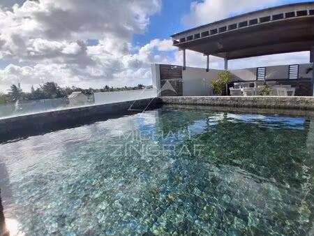 penthouse d'exception avec rooftop privatif  piscine et accès à une plage privée - mzimc12