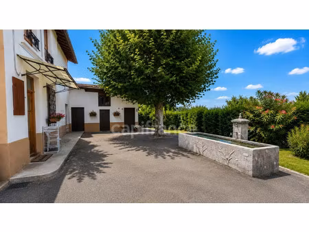 maison à vendre saint hilaire de la cote 6 pièce(s) 165m2 249 000€