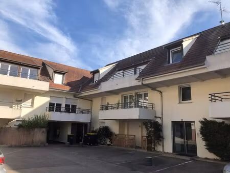 2 pièces -terrasse-parkings berstett