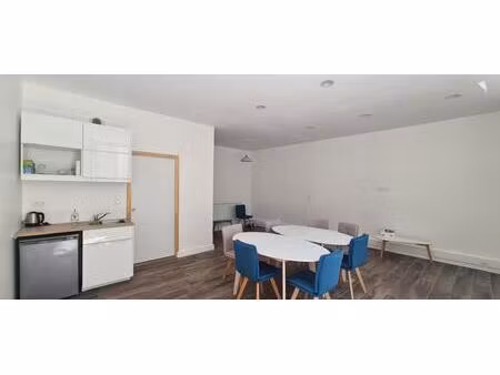 bureau clisson (la vallée) 1 p . sde . 40.5 m²