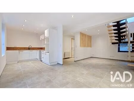 appartement à saint-julien-molin-molette (42220)
