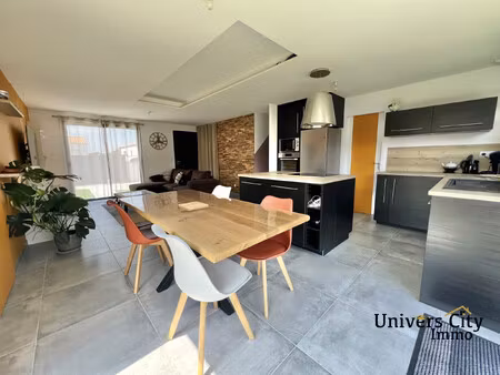 maison contemporaine de plain-pied  au calme et sans vis à vis