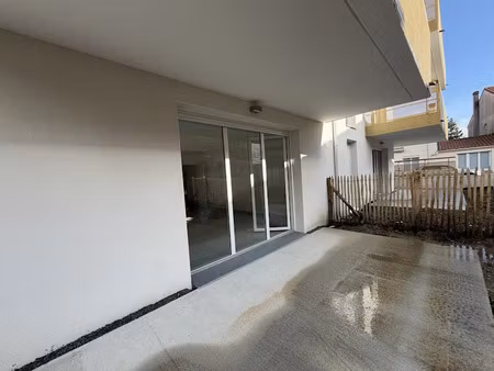 location appartement 3 pièces 64 m² à le loroux-bottereau (44430)  800 €