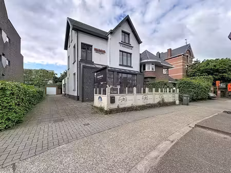 commercieel te huur in kasterlee met 3 slaapkamers