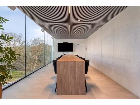 commercieel te huur in oostkamp