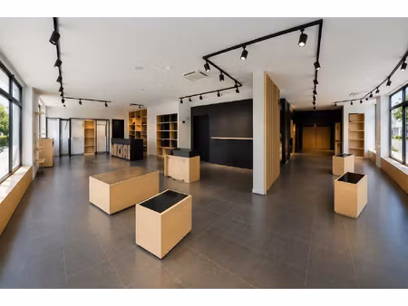 local commercial 0 pièces 180 m² à louer bègles 33130 ? | era immobilier