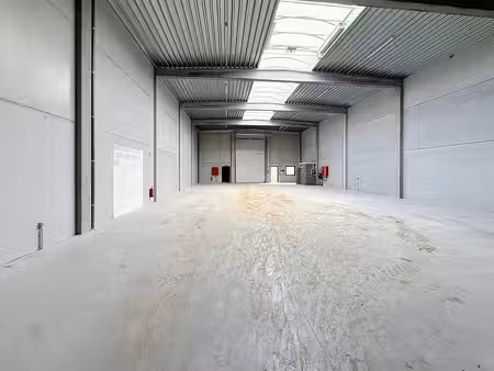 commercieel te huur in evergem