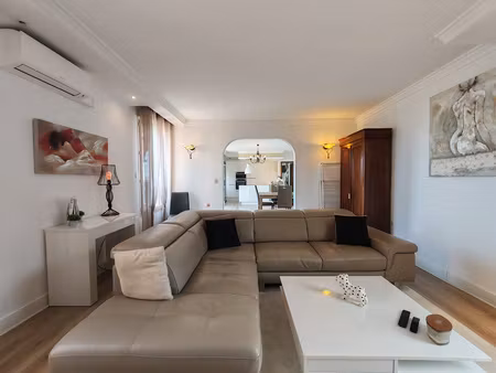 appartement t4/t5 de 119m2 - parking et ascenseur