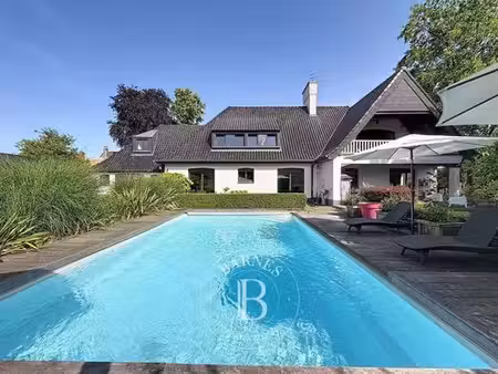 maison de luxe de 300 m2 en vente louvil  hauts-de-france