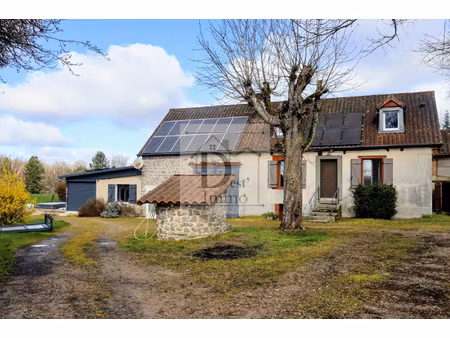 maison autonome avec gîte  étang et fort potentiel locatif