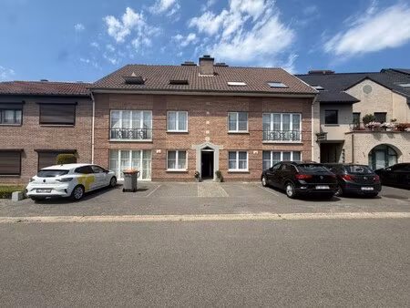 appartement te huur in bilzen met 2 slaapkamers