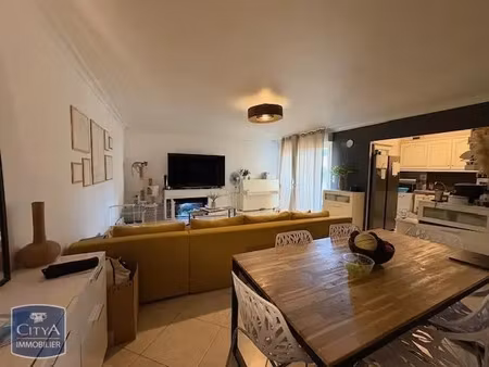 appartement à louer 3 pièces 76.72 m² - saint-raphaël (83) - 1 074€